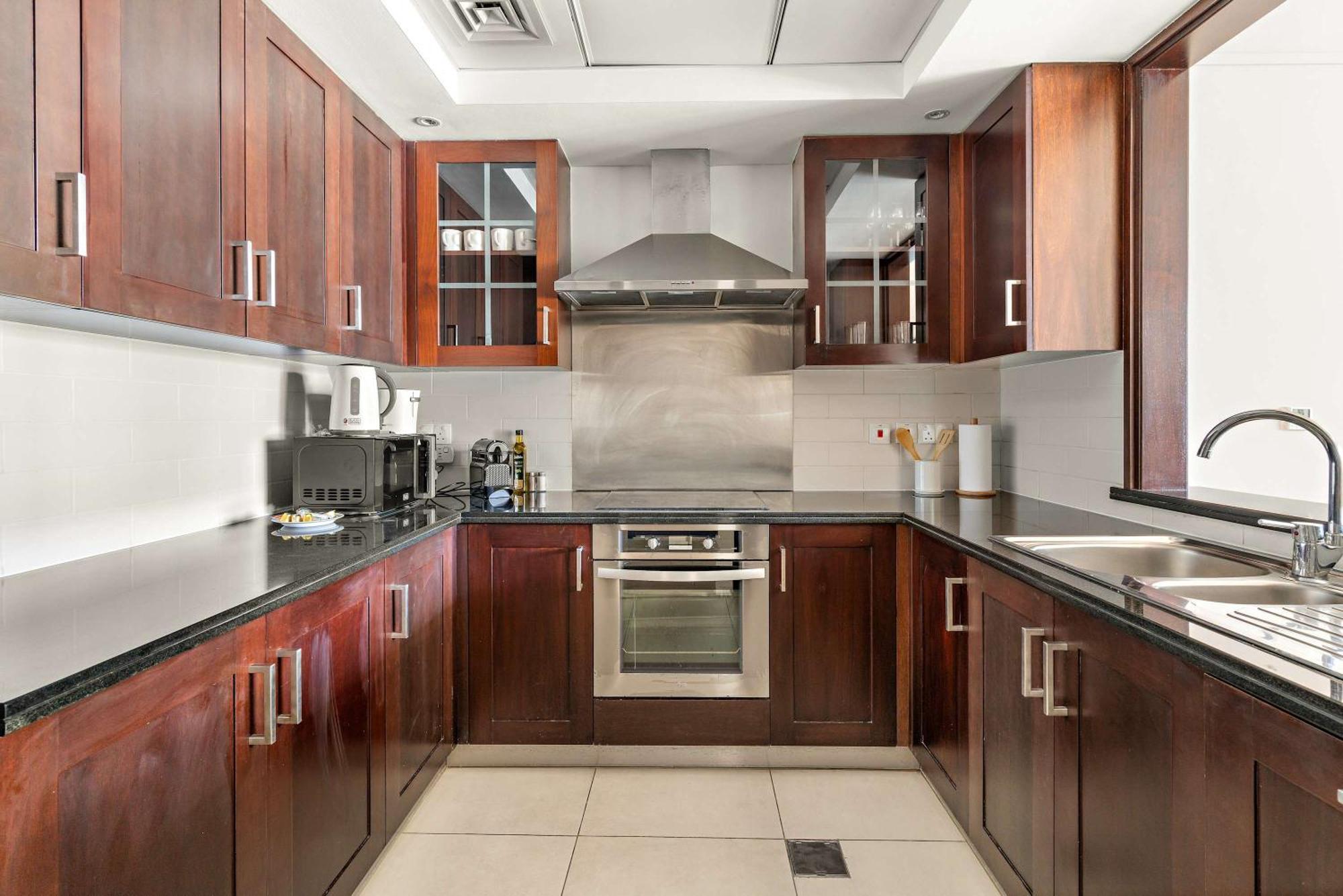 Silkhaus Elite 1bdr At 29 Boulevard Downtown